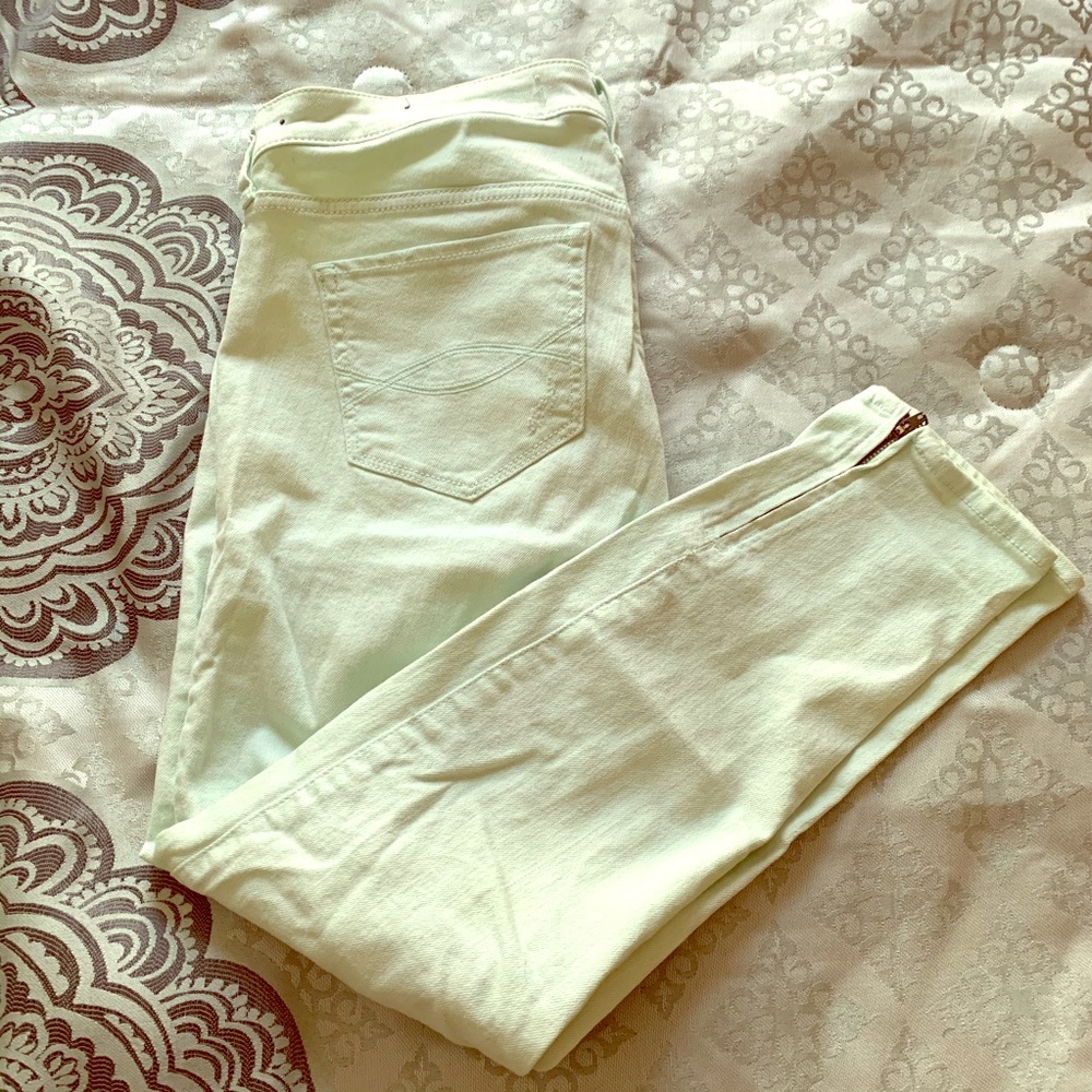 Abercrombie & Fitch Women’s Jeans